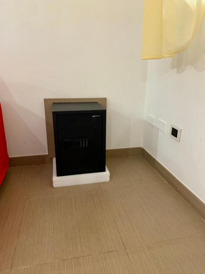 La Dimora In Riva Al Mare Hotel Весте Екстериор снимка