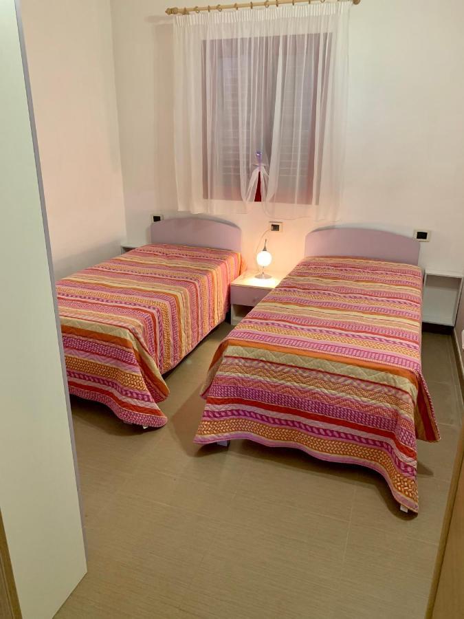 La Dimora In Riva Al Mare Hotel Весте Екстериор снимка
