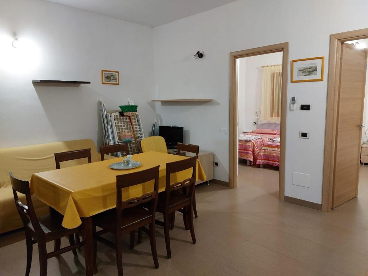 La Dimora In Riva Al Mare Hotel Весте Екстериор снимка